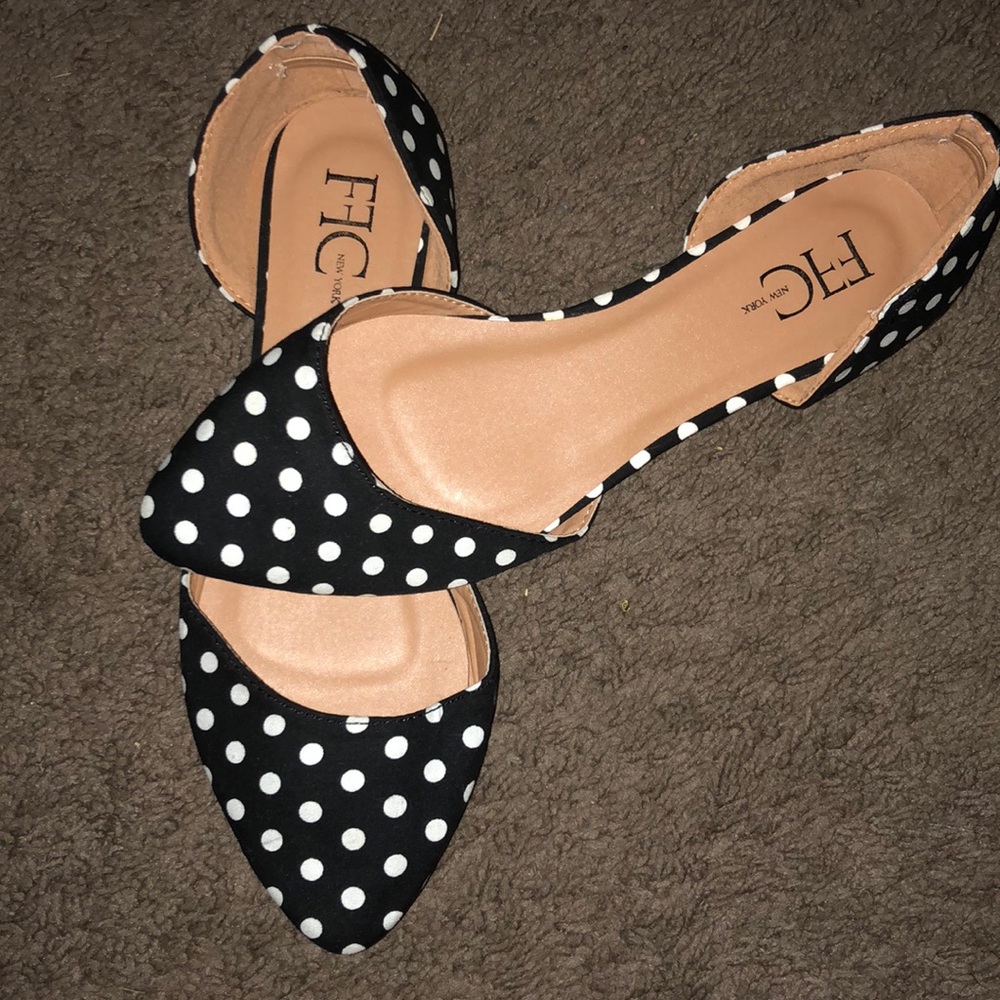 Polka dot flats
